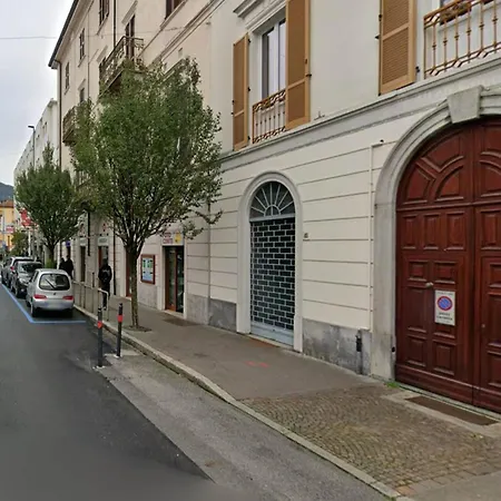 Spacious Near Maggiore