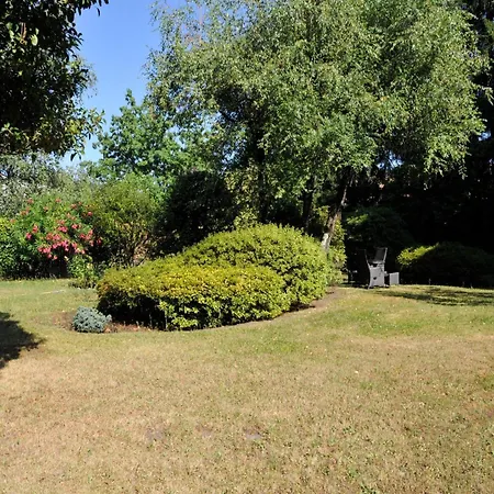 Apartment Spacious Near Maggiore